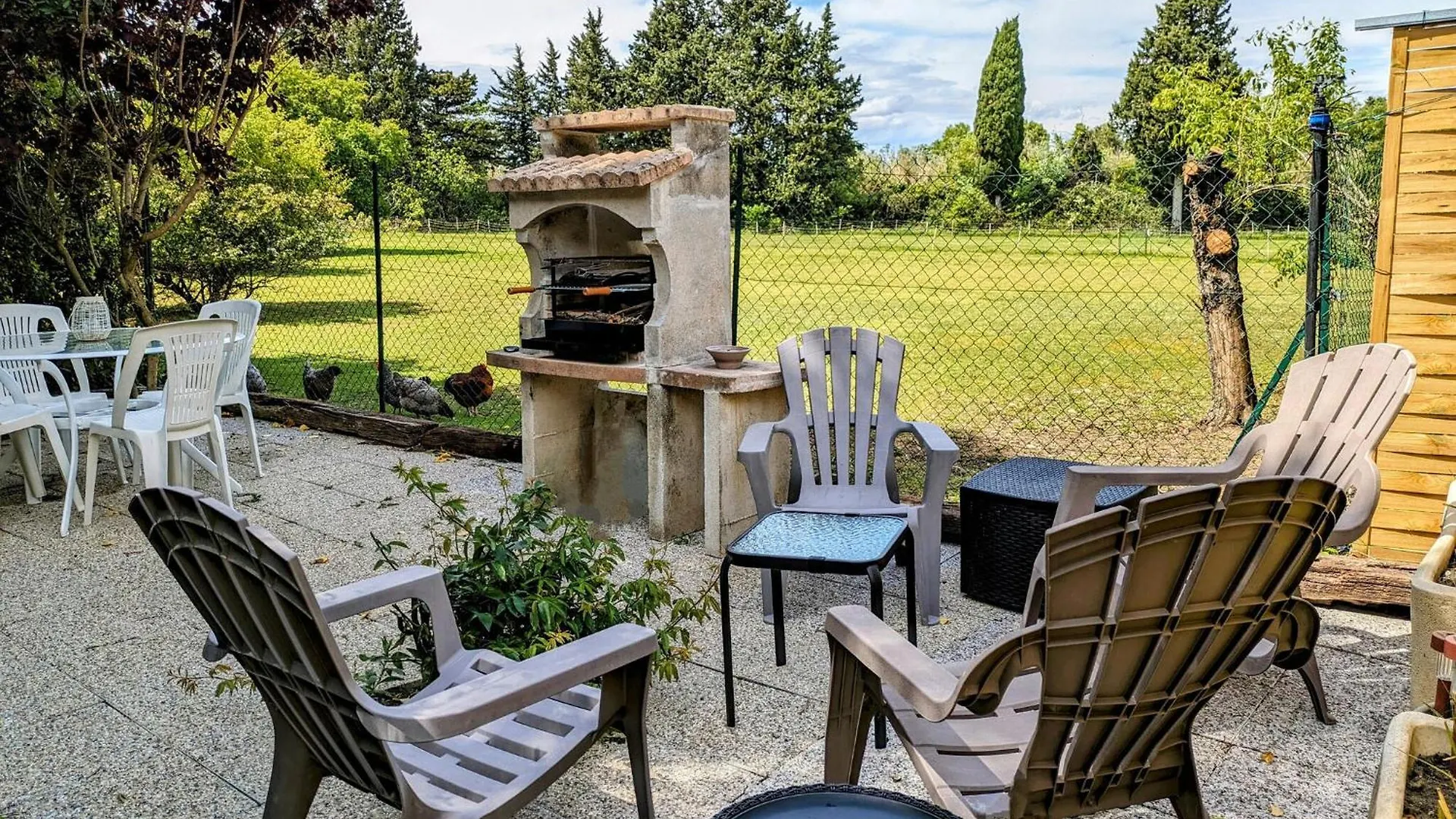 Beautiful Home In Carpentras