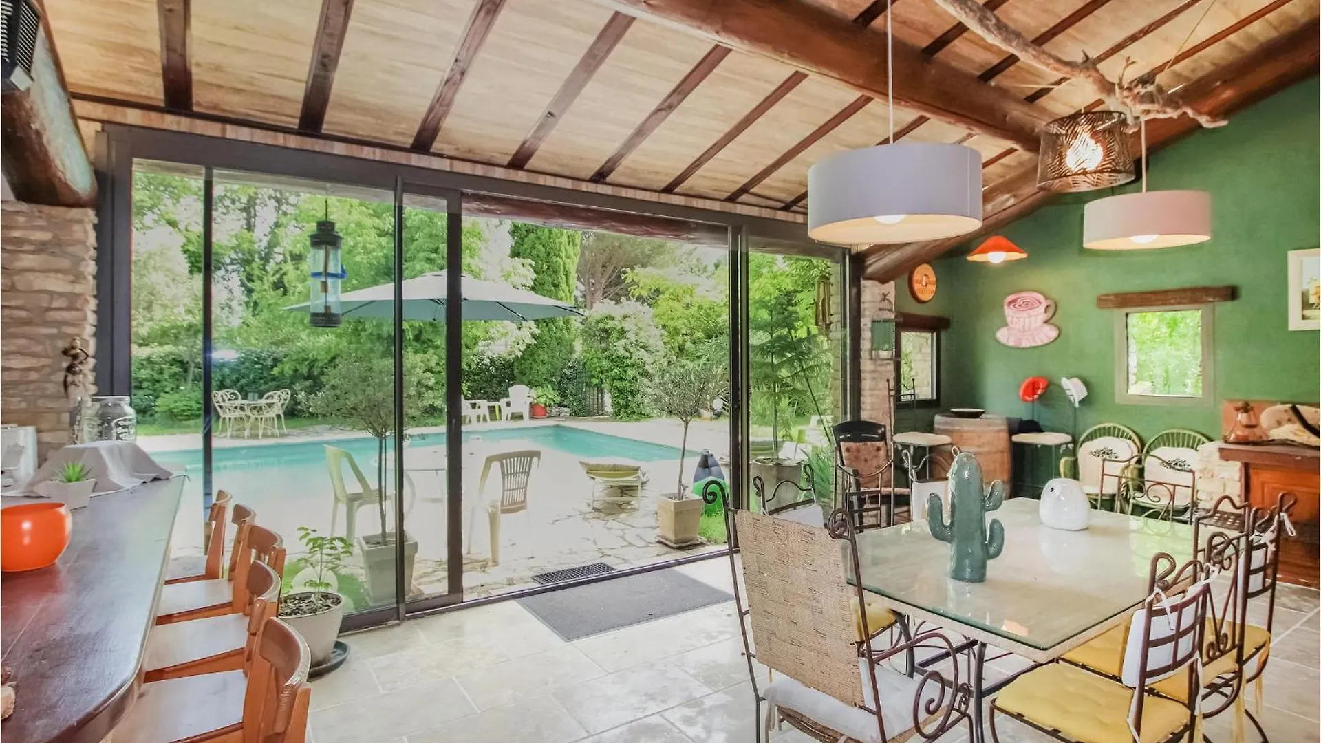 Beautiful Home In Carpentras Holiday home