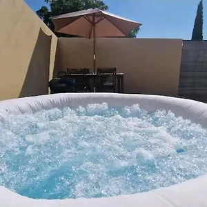 Cosy House Jacuzzi Hébergement de vacances