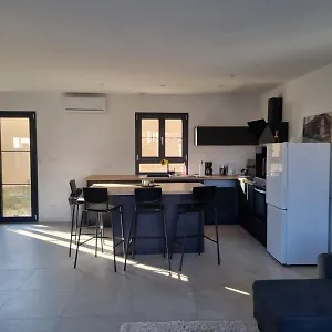 Maison Neuve Hébergement de vacances