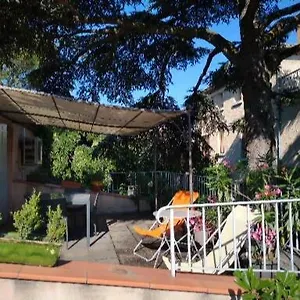 Maison De Ville Aux Couleurs Provençales. Hébergement de vacances